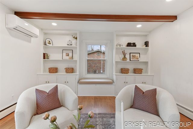 2735 Barfield Drive, Grand Rapids, MI 49546