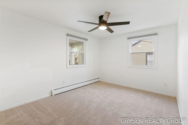 2735 Barfield Drive, Grand Rapids, MI 49546