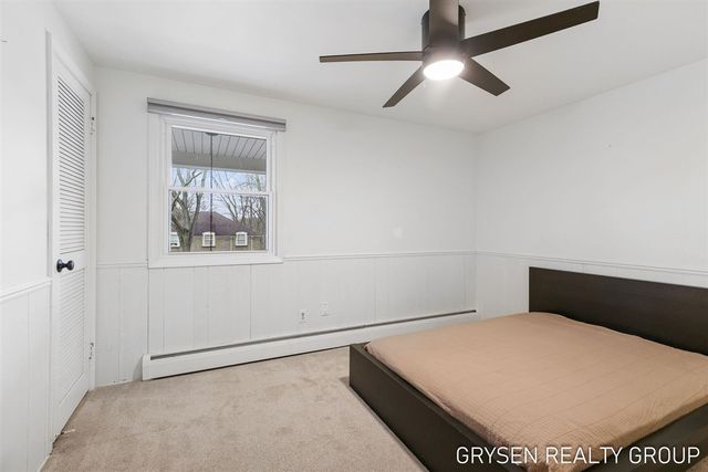 2735 Barfield Drive, Grand Rapids, MI 49546