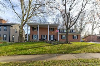 2735 Barfield Drive, Grand Rapids, MI 49546