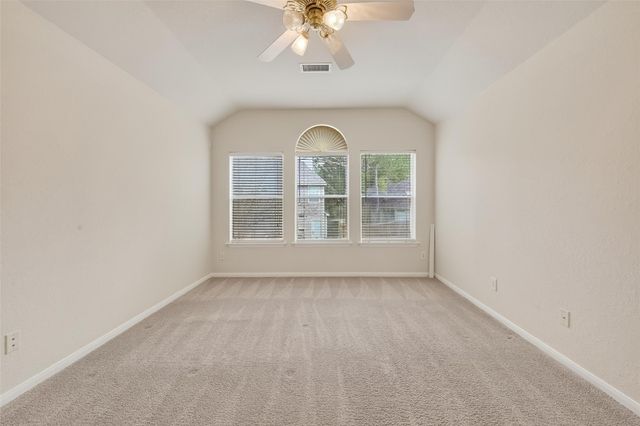 18 W Greenhill Terrace Place, The Woodlands, TX 77382