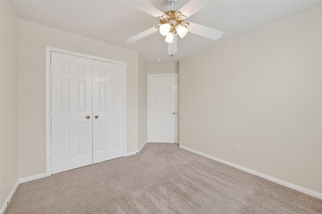 18 W Greenhill Terrace Place, The Woodlands, TX 77382