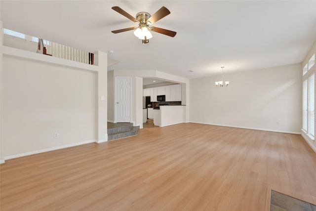 18 W Greenhill Terrace Place, The Woodlands, TX 77382