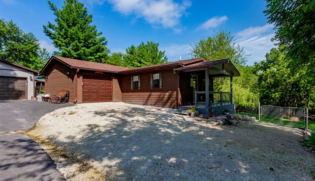 8181 45th Lane, Cumming, IA 50061