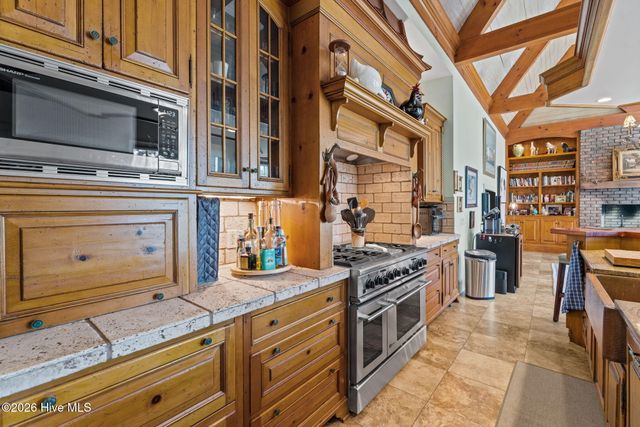 1650 Youngs Road, Vass, NC 28394