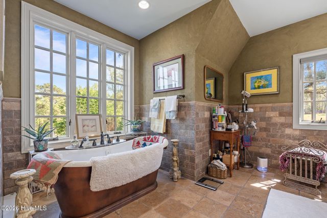 1650 Youngs Road, Vass, NC 28394
