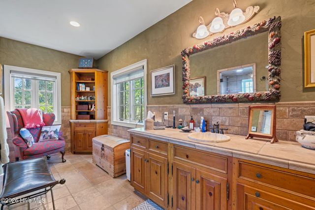 1650 Youngs Road, Vass, NC 28394