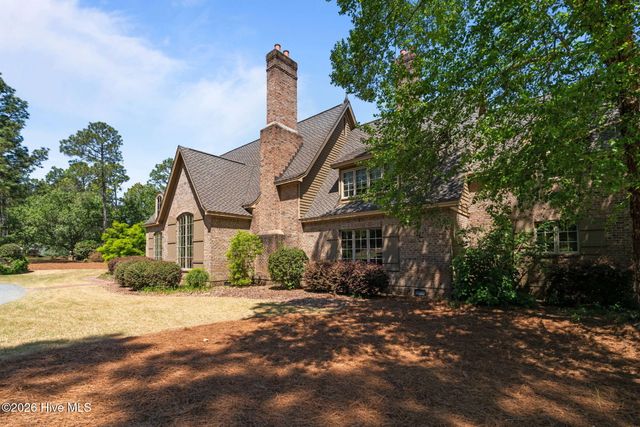 1650 Youngs Road, Vass, NC 28394