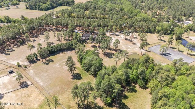 1650 Youngs Road, Vass, NC 28394