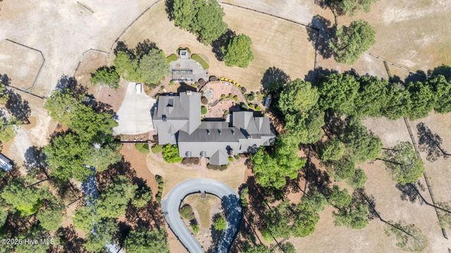 1650 Youngs Road, Vass, NC 28394