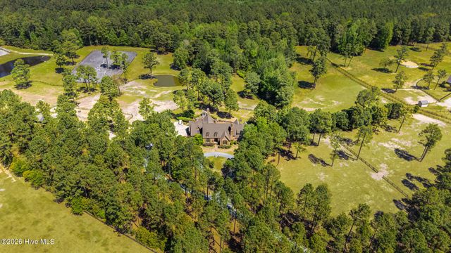 1650 Youngs Road, Vass, NC 28394