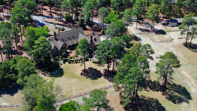 1650 Youngs Road, Vass, NC 28394