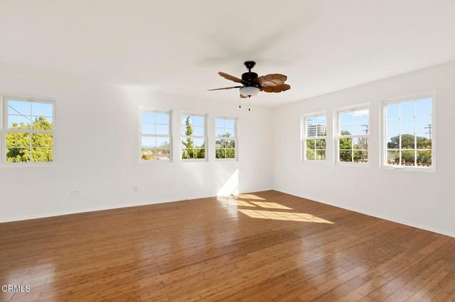 3824 Elm Avenue, Long Beach, CA 90807