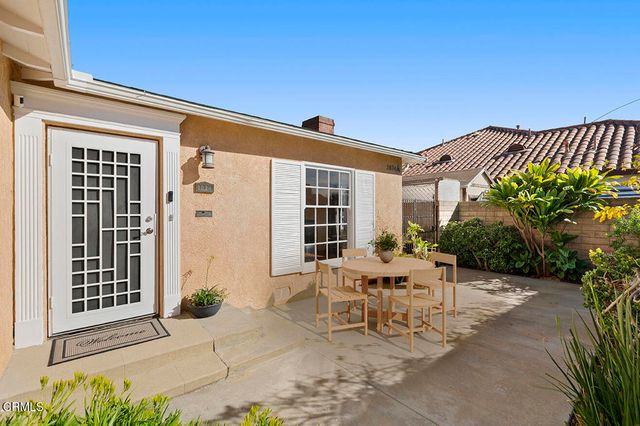 3824 Elm Avenue, Long Beach, CA 90807