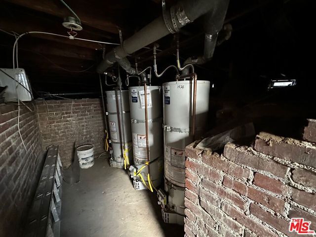 1474 W Vernon Avenue, Los Angeles, CA 90062