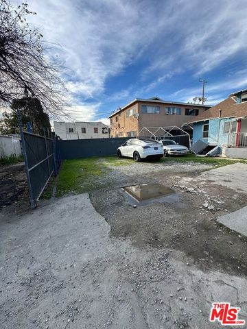 1474 W Vernon Avenue, Los Angeles, CA 90062
