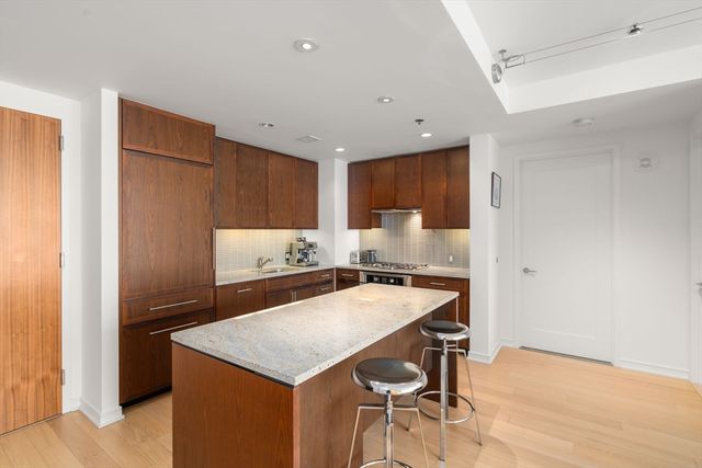 580 Washington 1406, Boston, MA 02111