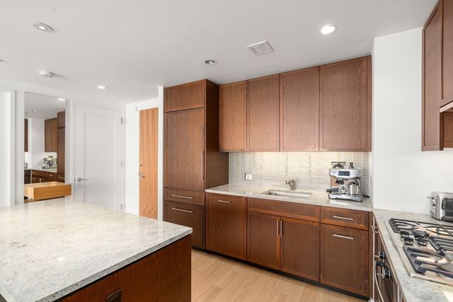 580 Washington 1406, Boston, MA 02111