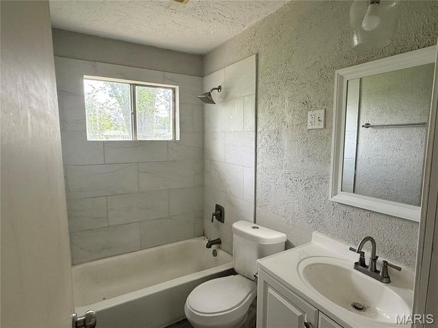 446 Kathryn Drive, Arnold, MO 63010