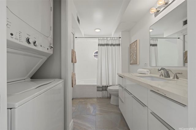 1910 Ala Moana Boulevard 16A, Honolulu, HI 96814