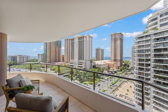 1910 Ala Moana Boulevard 16A, Honolulu, HI 96814