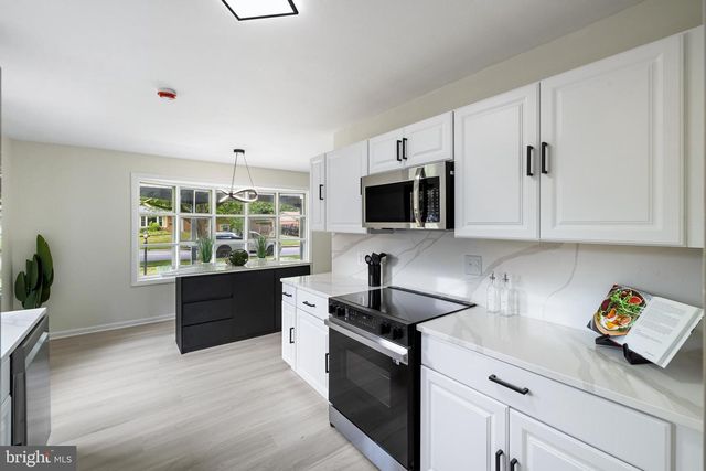 13219 HATHAWAY DR, Silver Spring, MD 20906