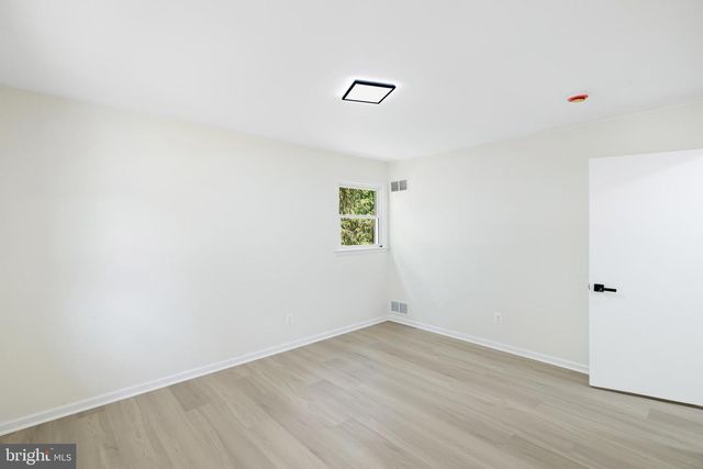 13219 HATHAWAY DR, Silver Spring, MD 20906