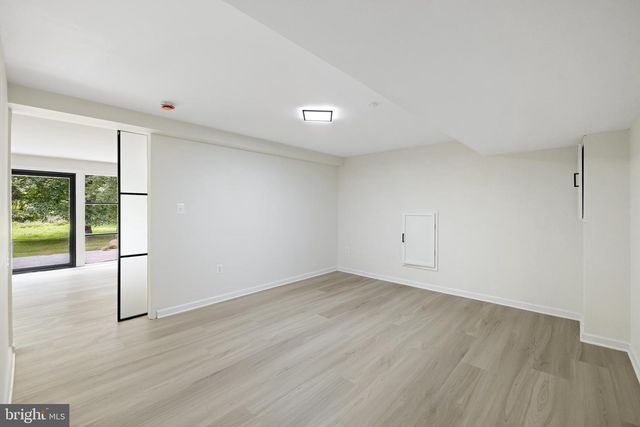 13219 HATHAWAY DR, Silver Spring, MD 20906