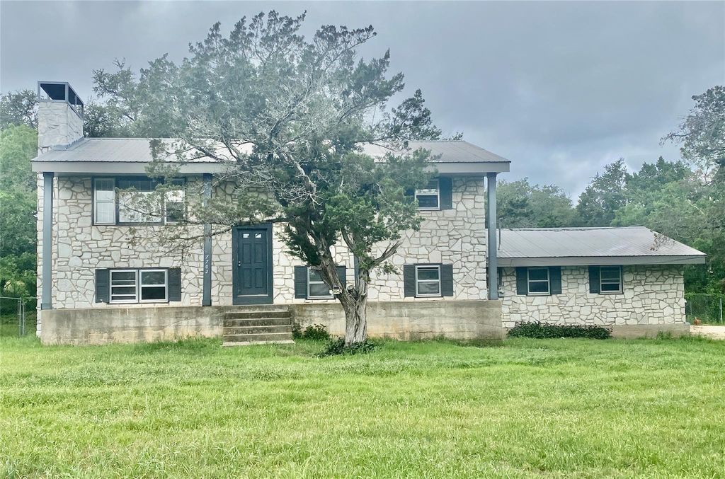 7702 Pitter Pat LN, Austin, TX 78736
