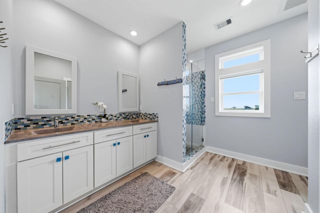 4102 Kiva Road, Galveston, TX 77554