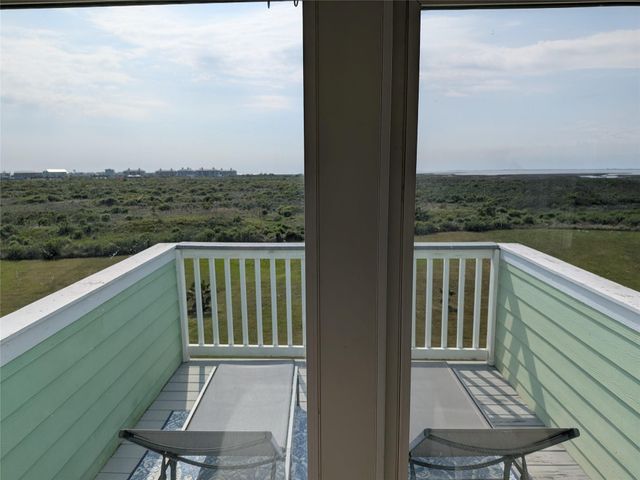 4102 Kiva Road, Galveston, TX 77554