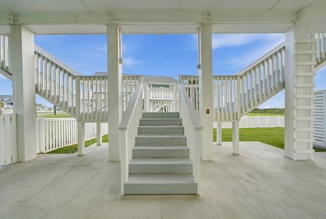 4102 Kiva Road, Galveston, TX 77554