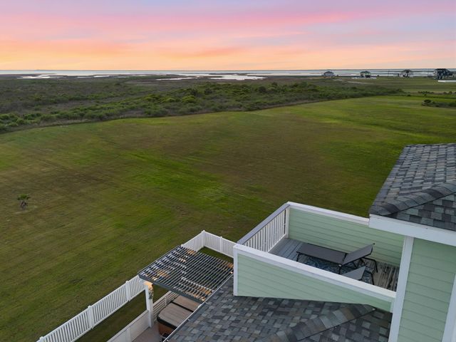 4102 Kiva Road, Galveston, TX 77554