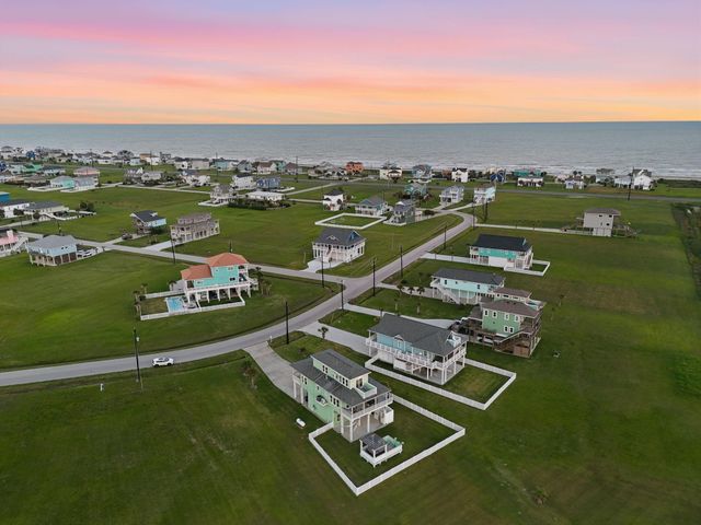 4102 Kiva Road, Galveston, TX 77554