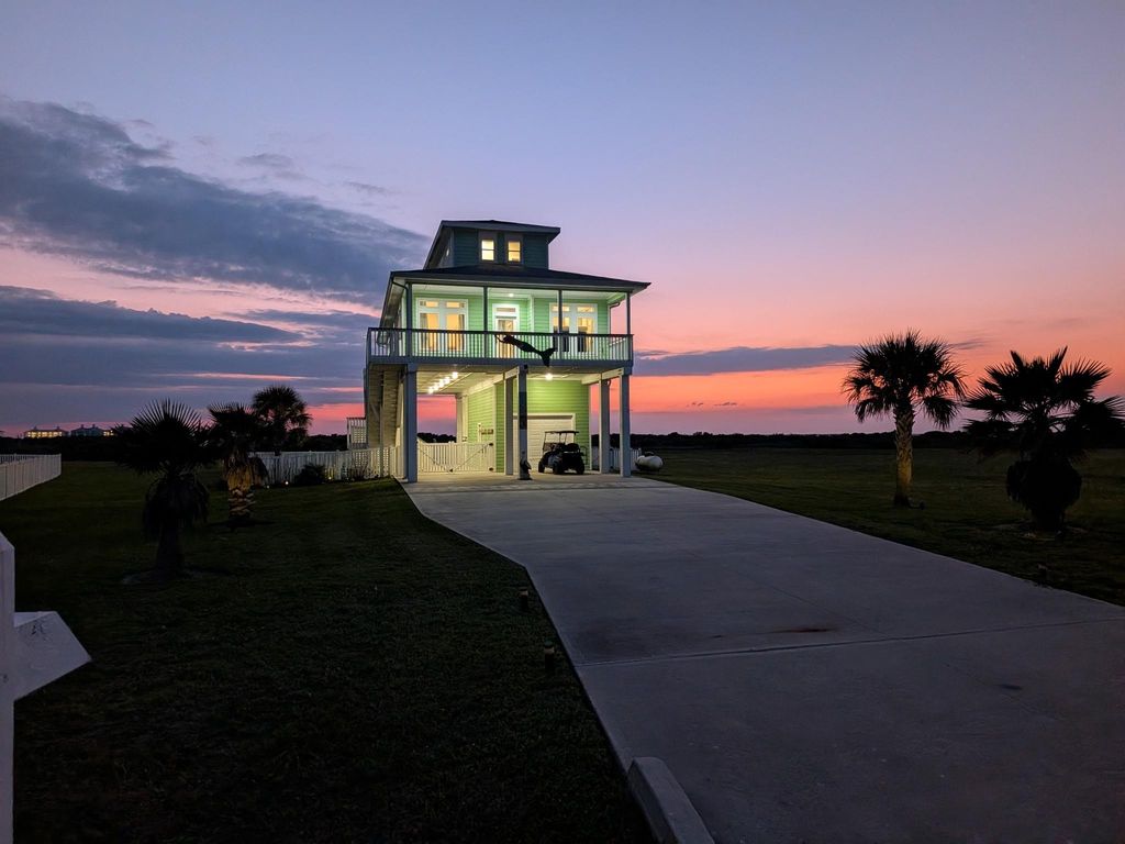 4102 Kiva Road, Galveston, TX 77554
