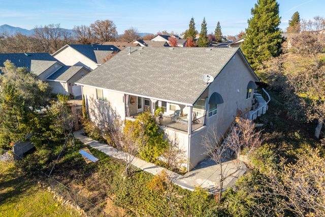 790 Volcano View Trail, Redding, CA 96003
