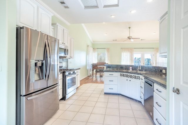 790 Volcano View Trail, Redding, CA 96003