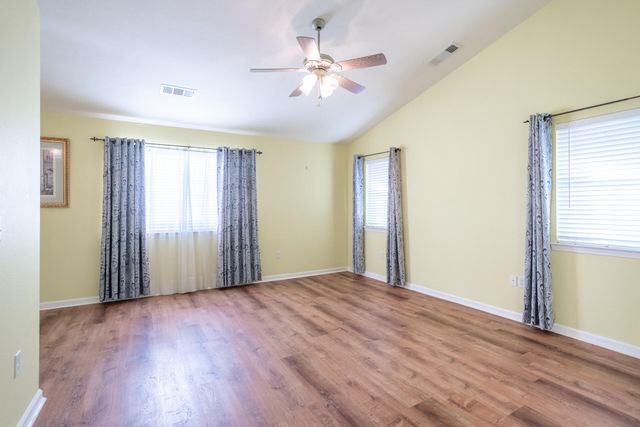 790 Volcano View Trail, Redding, CA 96003