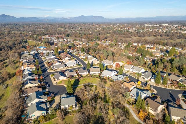 790 Volcano View Trail, Redding, CA 96003