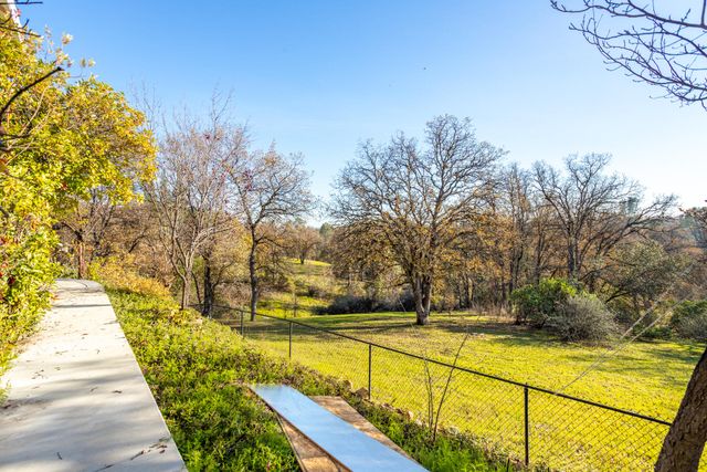 790 Volcano View Trail, Redding, CA 96003