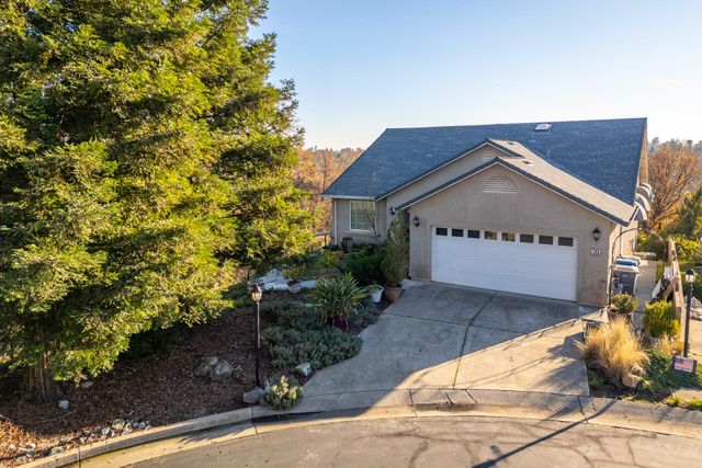 790 Volcano View Trail, Redding, CA 96003