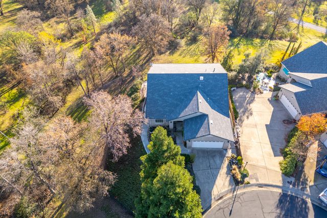 790 Volcano View Trail, Redding, CA 96003