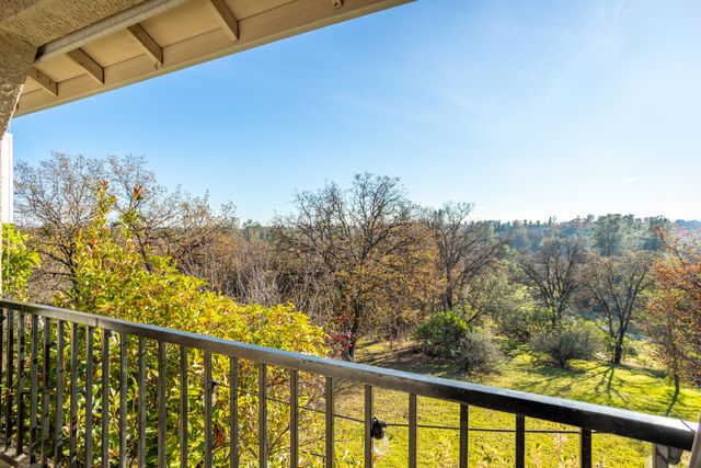 790 Volcano View Trail, Redding, CA 96003