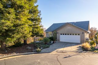 790 Volcano View Trail, Redding, CA 96003