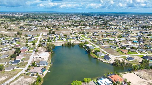 1317 NW 20th CT, Cape Coral, FL 33993