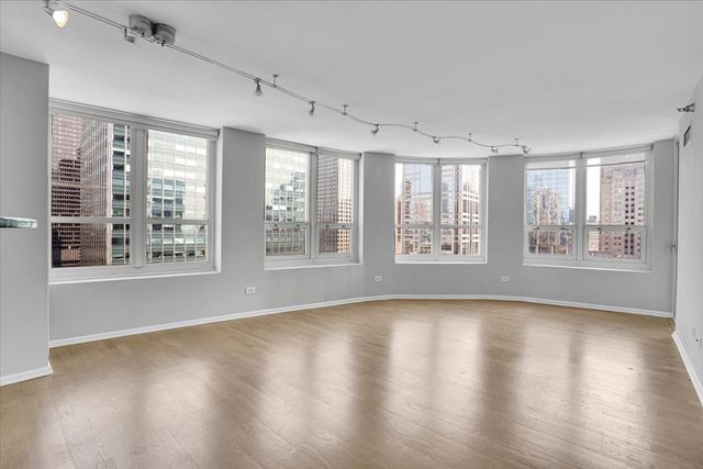 345 N La Salle Drive 3604, Chicago, IL 60654