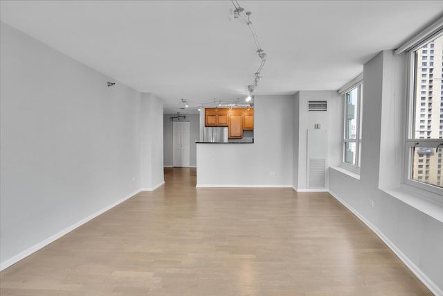 345 N La Salle Drive 3604, Chicago, IL 60654