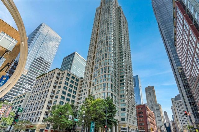 345 N La Salle Drive 3604, Chicago, IL 60654