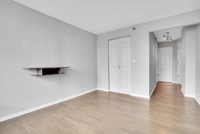 345 N La Salle Drive 3604, Chicago, IL 60654