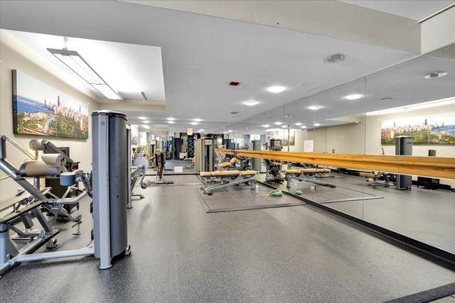 345 N La Salle Drive 3604, Chicago, IL 60654